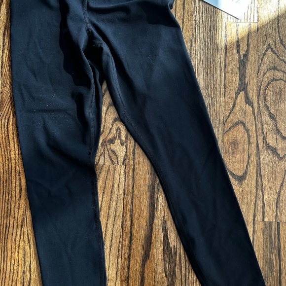 NWT Athleta Women's XS Tipped Transcend 7/8 Legging Black - Picture 3 of 3